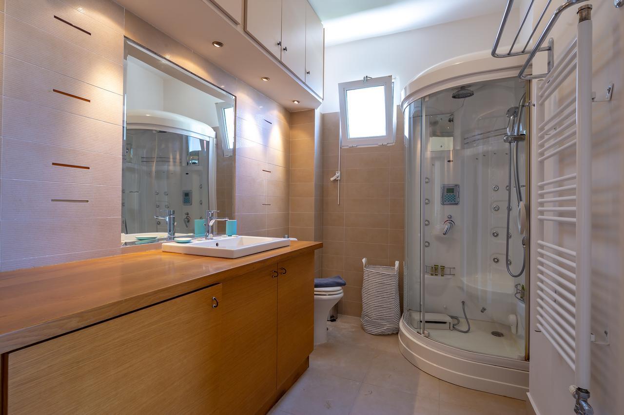 Rhea - Glyfada Sea View Apartment Афины Экстерьер фото